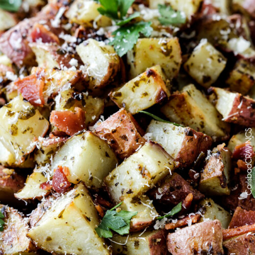 https://carlsbadcravings.com/wp-content/uploads/2015/05/Roasted-Pesto-Bacon-Potatoes-8-500x500.jpg