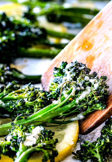 Roasted Parmesan Lemon Garlic Broccoli (or Broccolini) is bursting with flavor, caramelized edges and the easiest side dish to every meal!