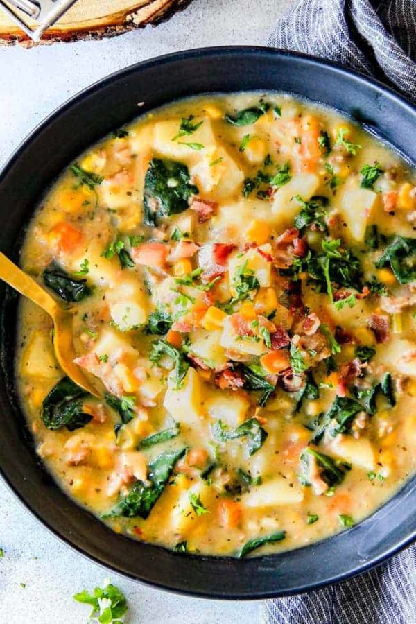 BETTER THAN OLIVE GARDEN Loaded Zuppa Toscana Recipe (VIDEO!)