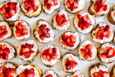 Strawberry Goat Cheese Bruschetta - Carlsbad Cravings