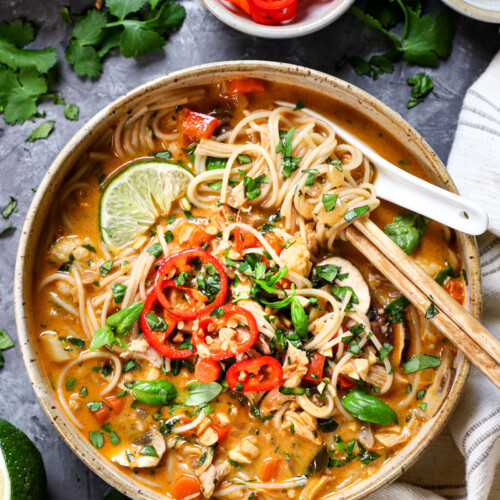 Easy ONE POT Thai Noodle Soup - Carlsbad Cravings