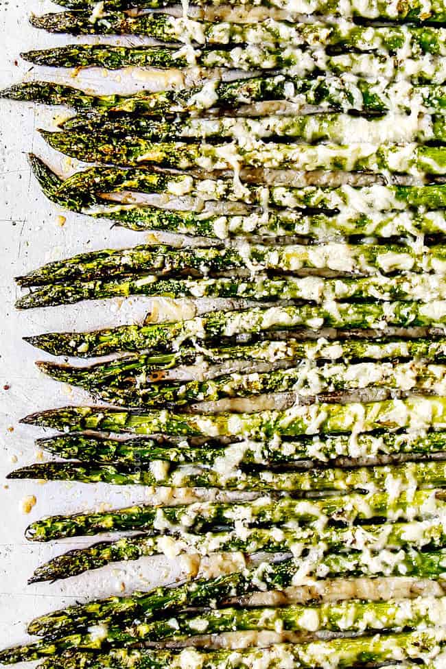 showing how to bake asparagus in the oven