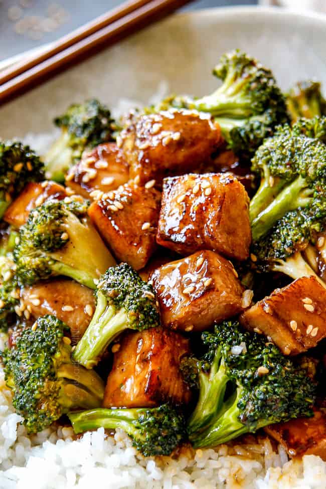 up close of chicken and broccoli recipe showing how juicy the chicken is