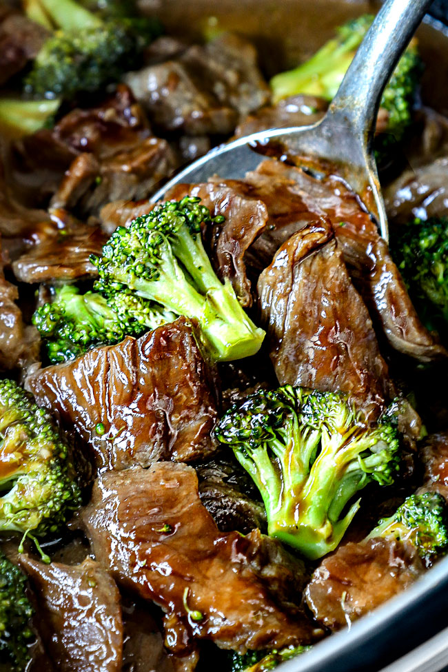 The Best Beef and Broccoli Crockpot Recipe - Carlsbad Cravings