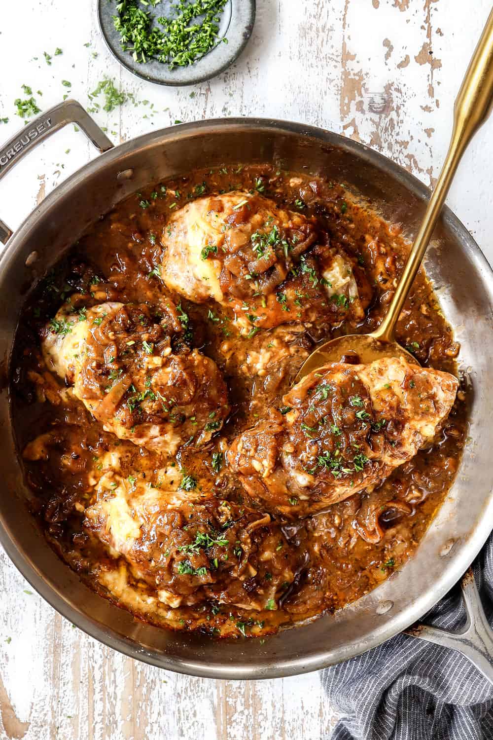 https://carlsbadcravings.com/wp-content/uploads/2021/03/French-Onion-Chicken-featured.jpg