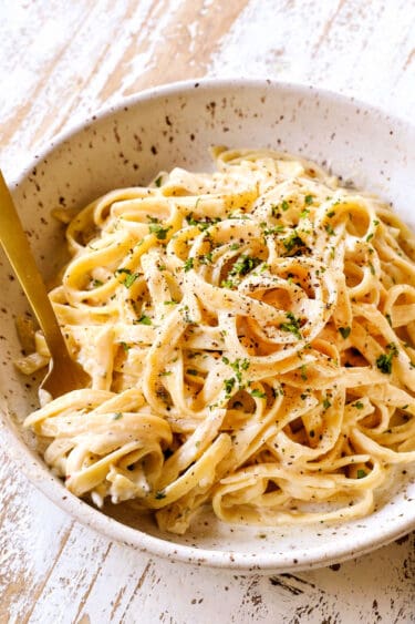 BEST Fettuccine Alfredo Recipe (with Video & TIPS) - Carlsbad Cravings