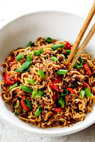 Quick and Easy Ramen Noodle Stir Fry + VIDEO - Carlsbad Cravings