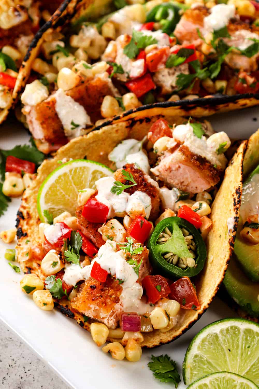 up close of easy salmon fish tacos recipes with crispy salmon