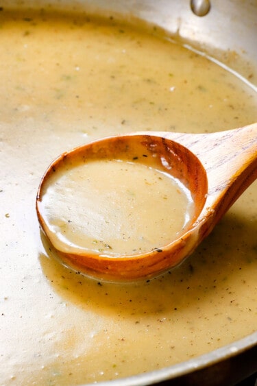 Homemade Turkey Gravy - Carlsbad Cravings