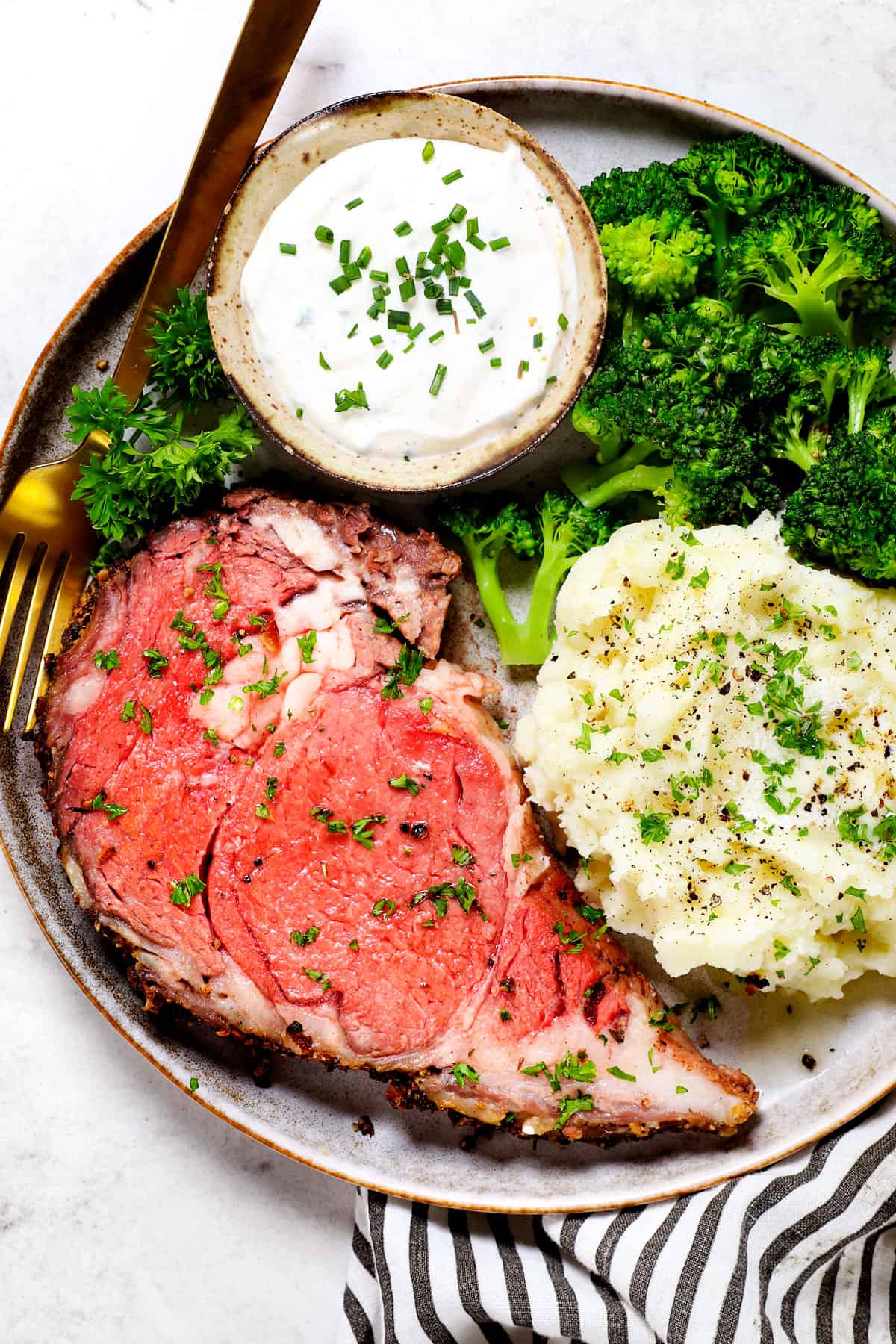 showing how to serve prime rib with horseradish sauce