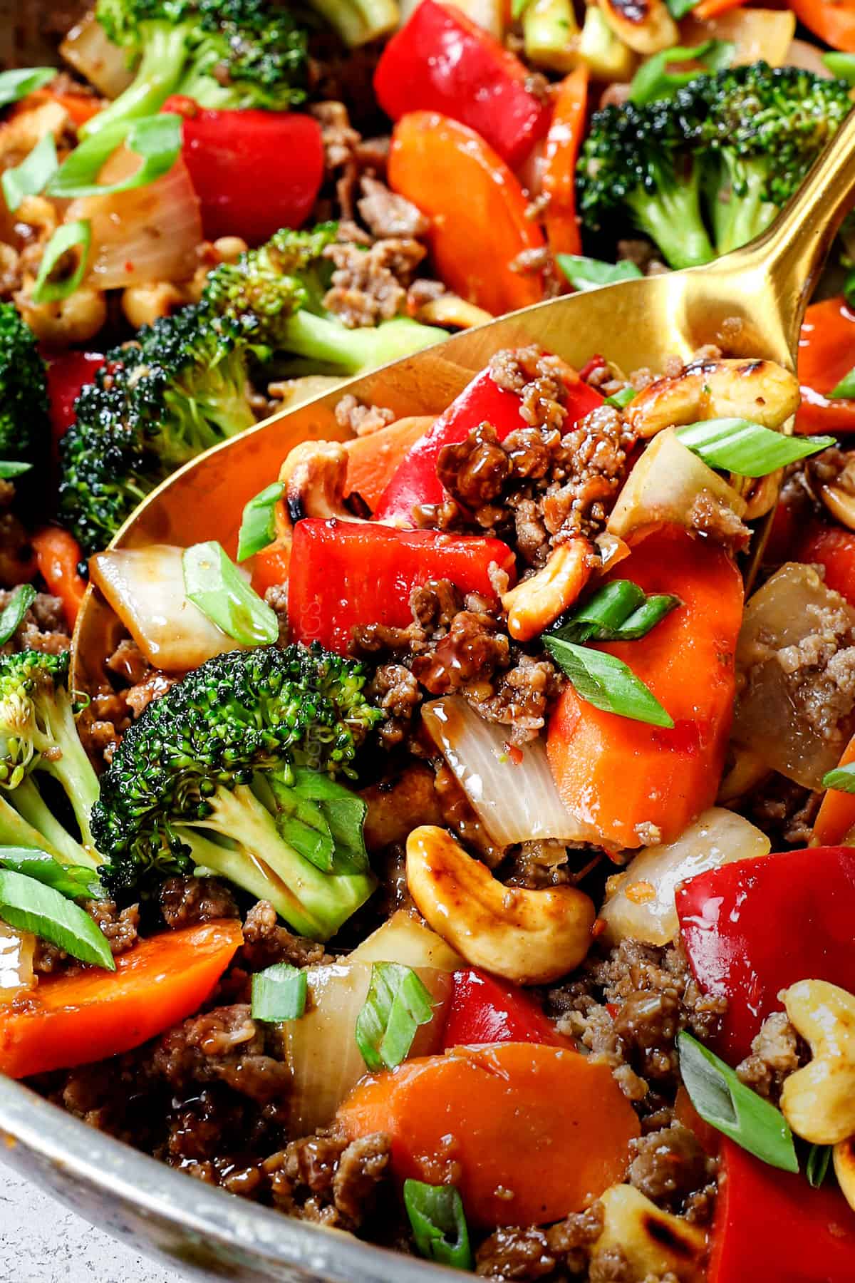 up close of stir fry with ground turkey showing how juicy the turkey it is