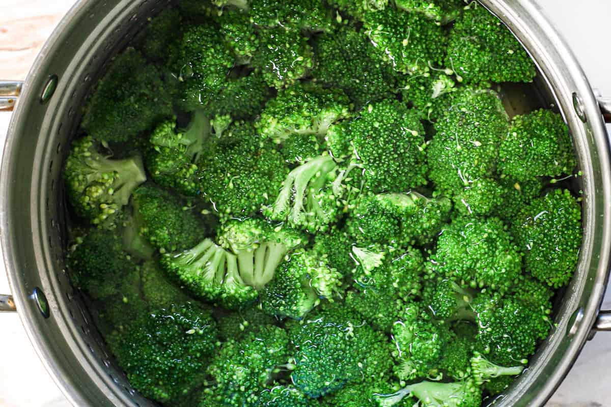 showing how to make cavatelli by boiling the broccoli in the pasta water