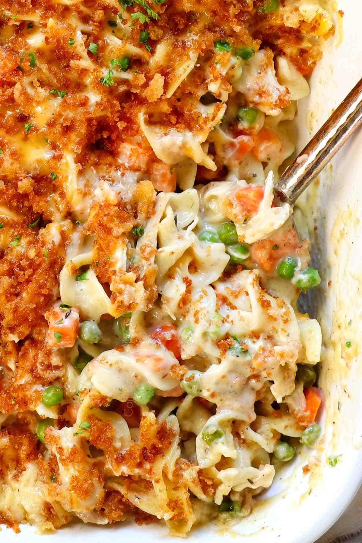 Creamy Chicken Noodle Casserole Recipe - Carlsbad Cravings