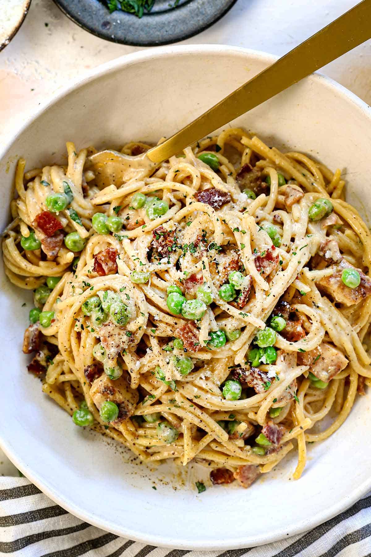 Creamy Chicken Bacon Carbonara